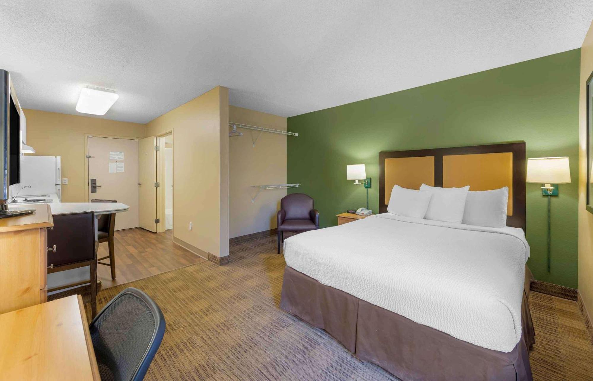 Extended Stay America Suites - Auburn Hills - University Drive Bagian luar foto