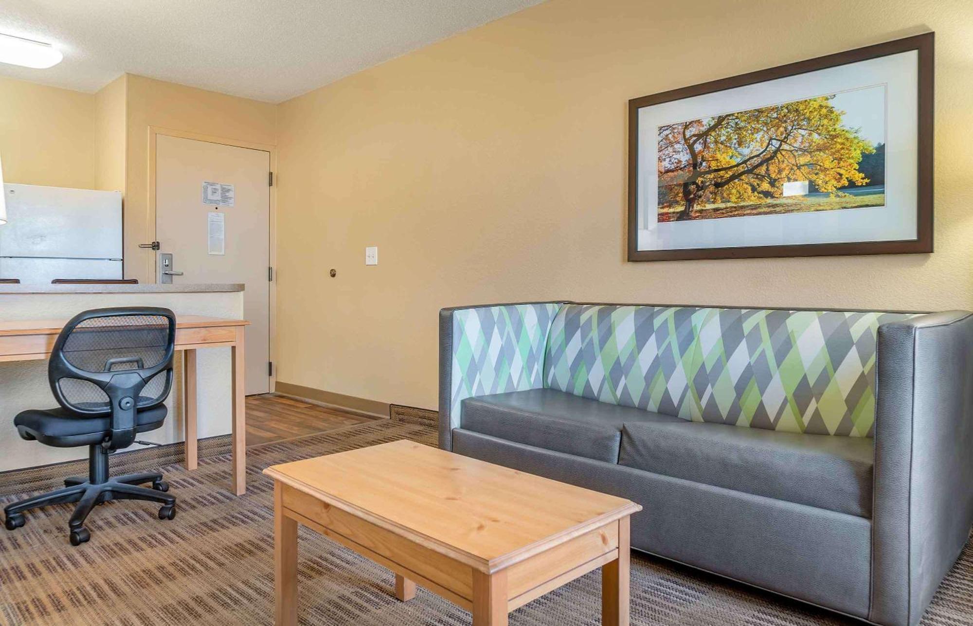 Extended Stay America Suites - Auburn Hills - University Drive Bagian luar foto